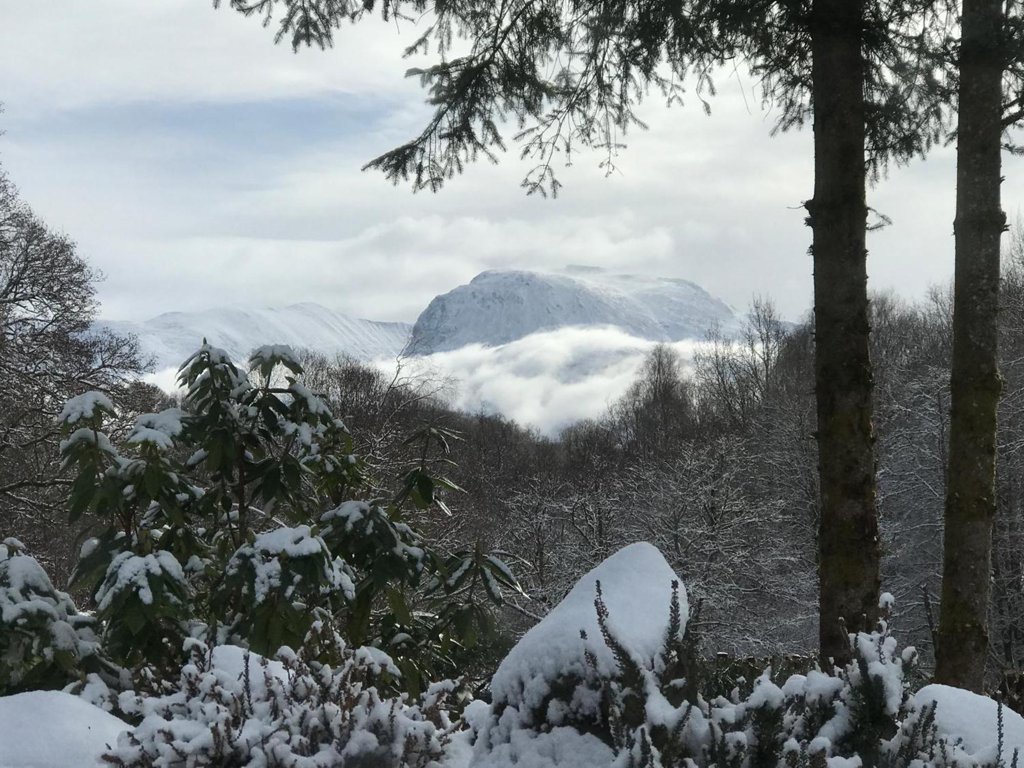 Tom Beag - Ben Nevis View Rooms Fort William Eksteriør billede